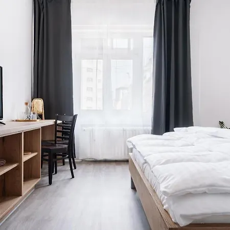 Self Check-In Apartments By Amber Bratislava Exterior photo