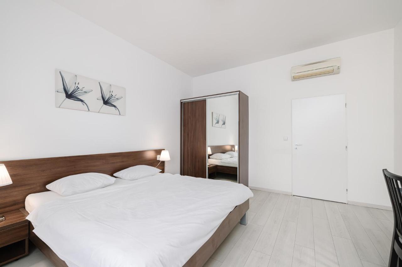 Self Check-in By Amber Apartment Bratislava